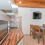 Apartments Josip